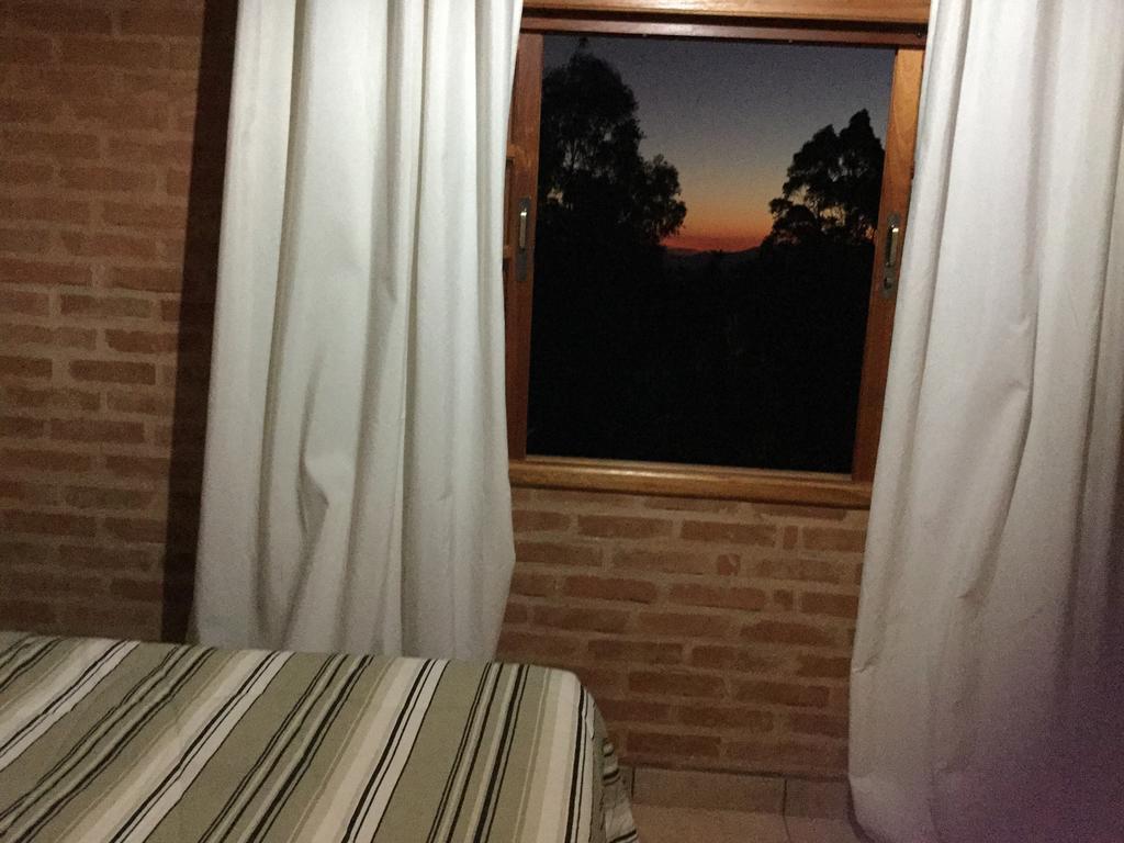 Abrigo Da Reserva Hotel Santo Antônio do Pinhal Стая снимка